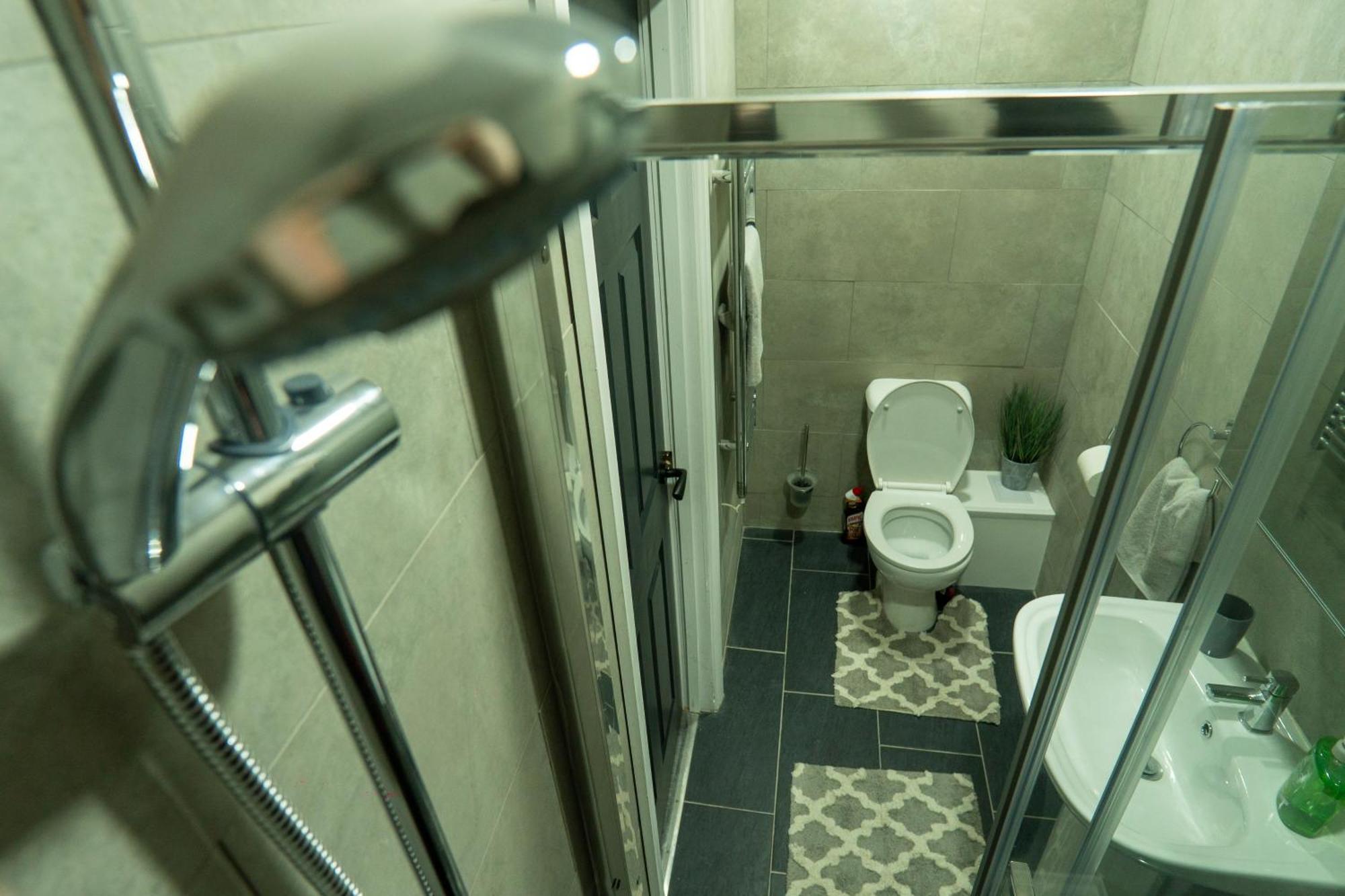 Modern Apartments Near Cardiff City Centre Екстер'єр фото